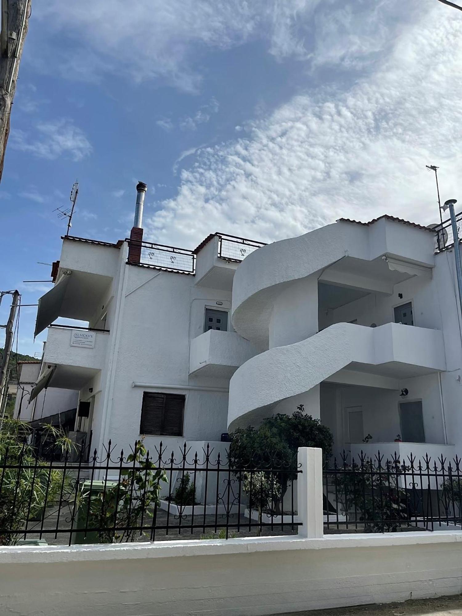 オリンピアダ Vicky'S Houseヴィラ エクステリア 写真